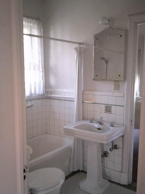502 Mills Place Property Photo 4