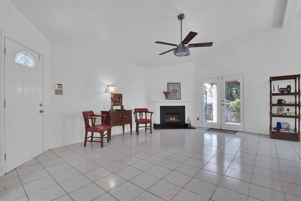 3005 Plumtree Lane Property Photo 3