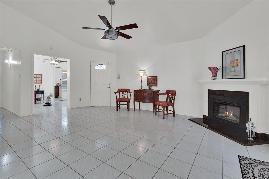 3005 Plumtree Lane Property Photo 6