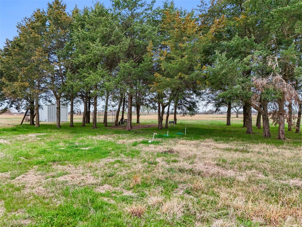 926 County Road 2225 Property Photo 1