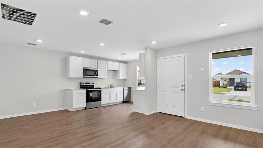 4252 Tafoya Lane Property Photo 7