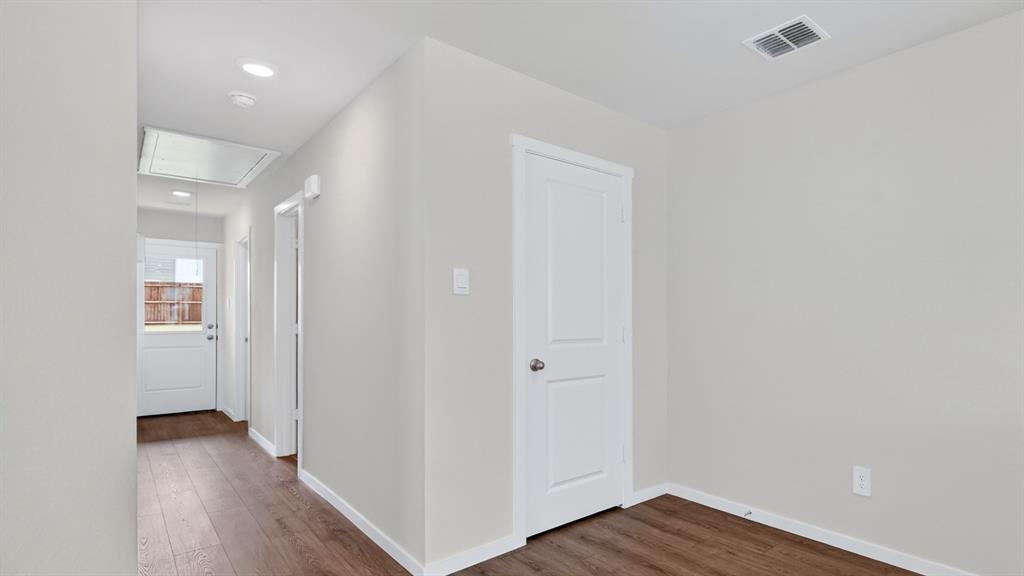 4252 Tafoya Lane Property Photo 8