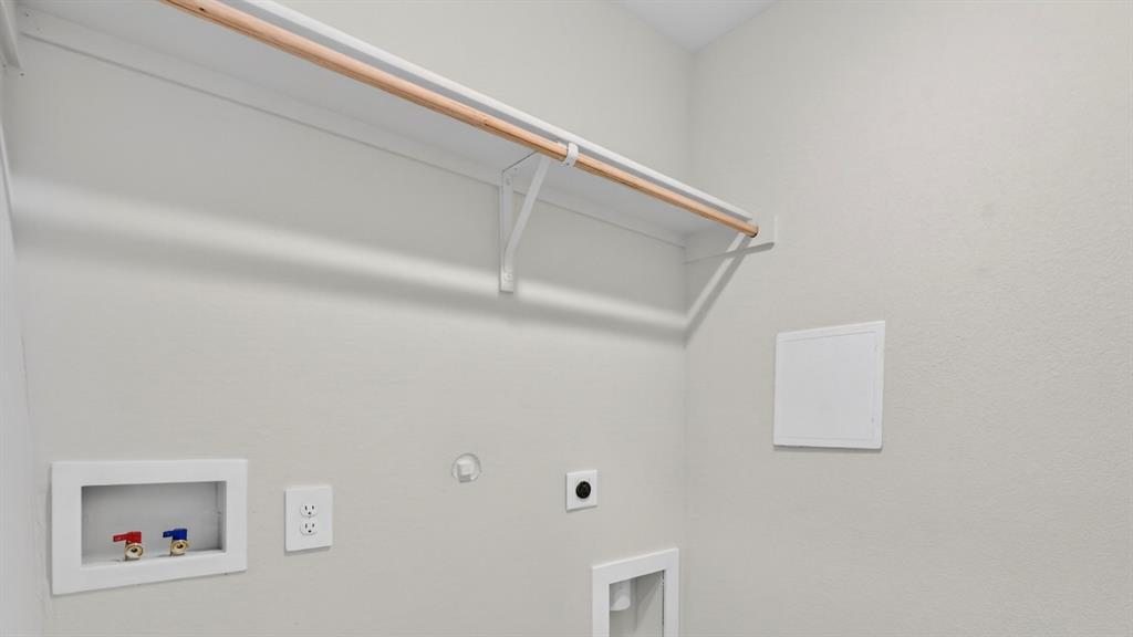 4252 Tafoya Lane Property Photo 14