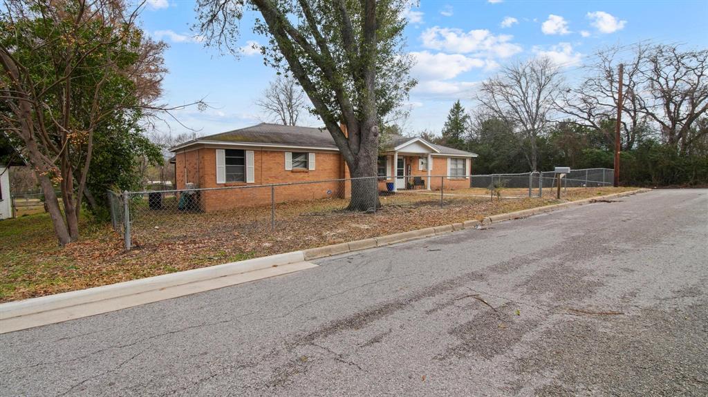 700 Powderhorn Drive Property Photo 25