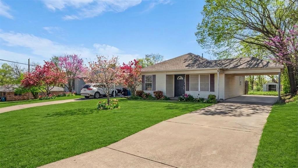1602 W Elm Street Property Photo 1