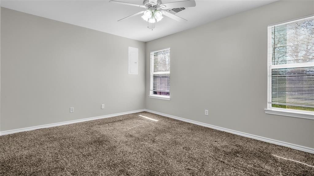 1602 W Elm Street Property Photo 17