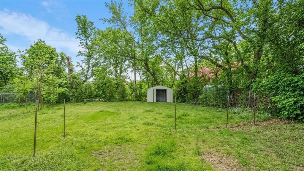1602 W Elm Street Property Photo 28