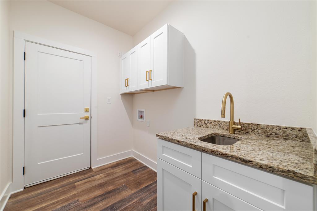 7528 Downhaul Way Property Photo 11
