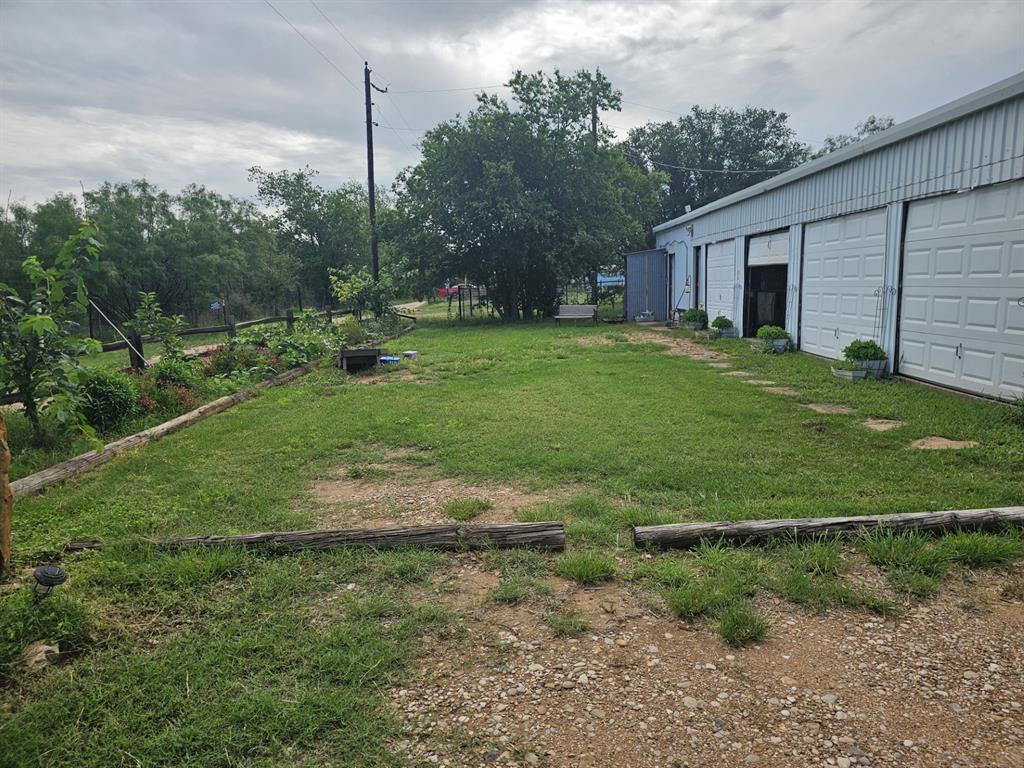 441 County Road 433 Property Photo 3