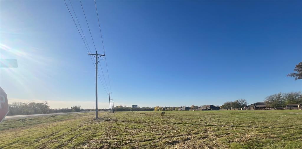 8898 Fm-156 Property Photo 2