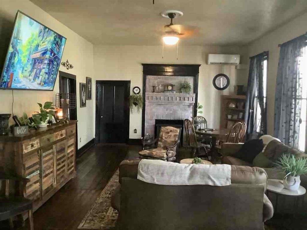 408 S Railroad Avenue Property Photo 8