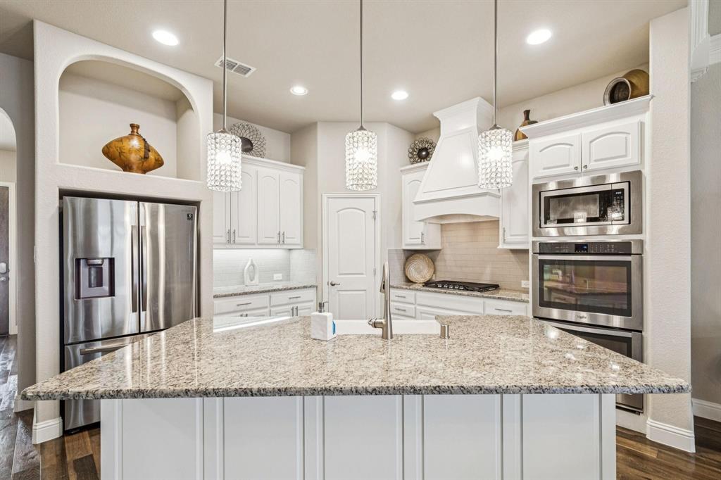 700 Brookstone Court Property Photo 2