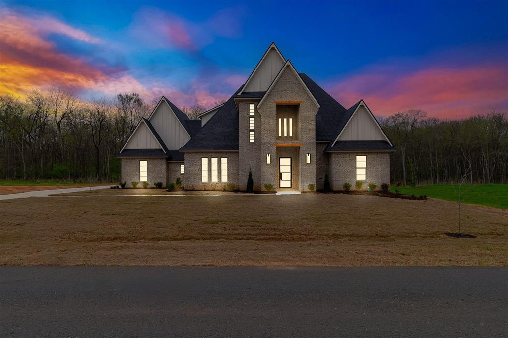 749 Duckwater Landing Property Photo 1
