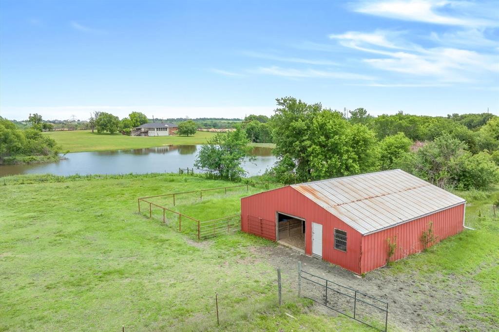 707 Cullins Road Property Photo 4