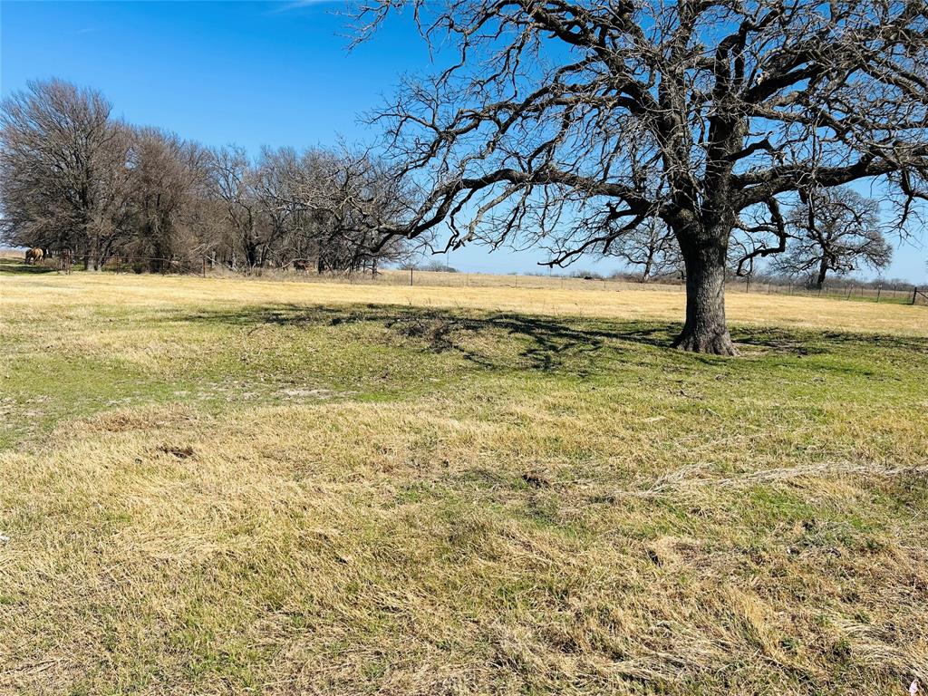 422 Private Road 21146 Property Photo 1