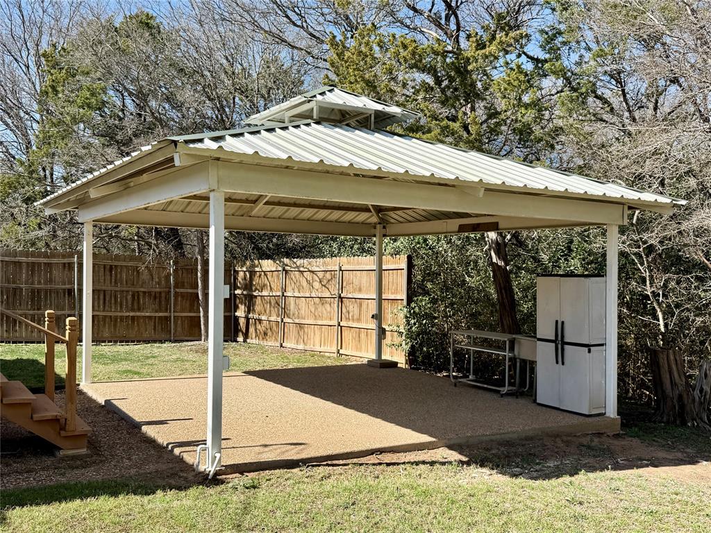 120 One Feather Property Photo 18