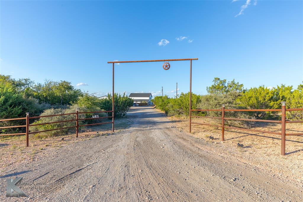 684 Taylor Ridge Estates Road Property Photo 3