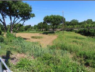 200 S Interstate 35 Property Photo 6