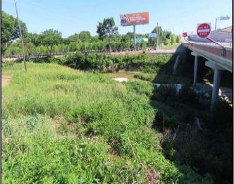 200 S Interstate 35 Property Photo 9