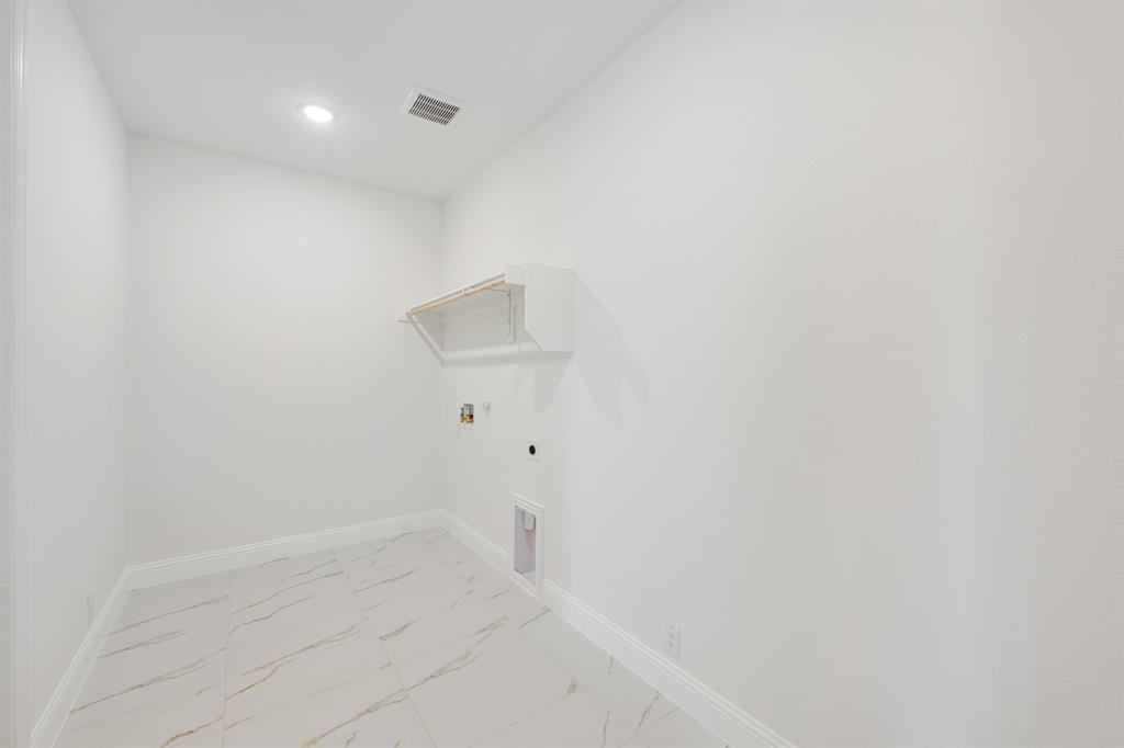 249 Fireberry Drive Property Photo 19