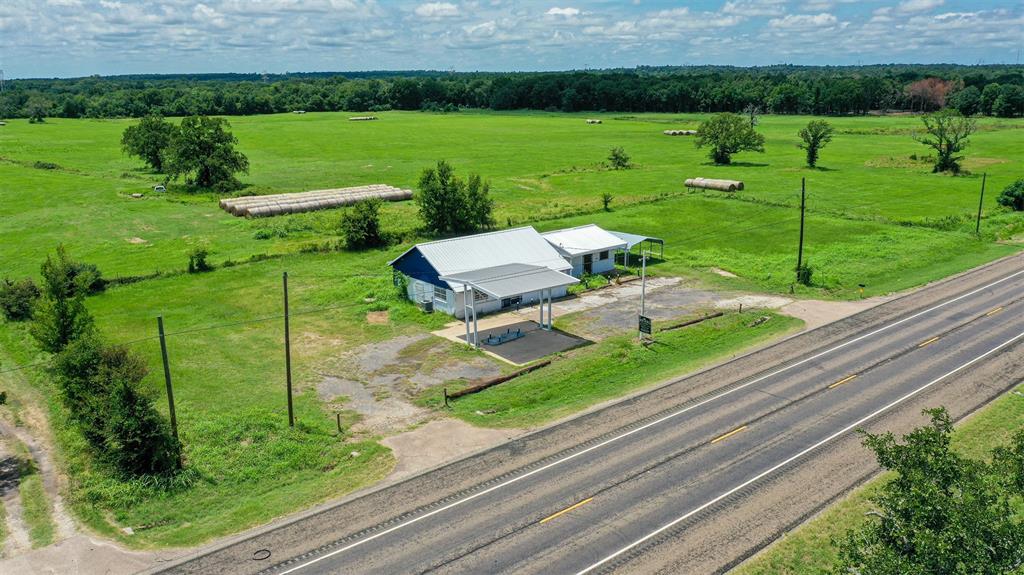 11833 Highway 90 Property Photo 5