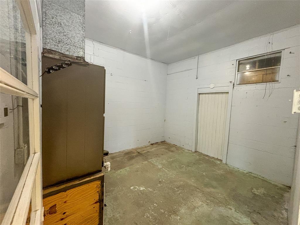 11833 Highway 90 Property Photo 12