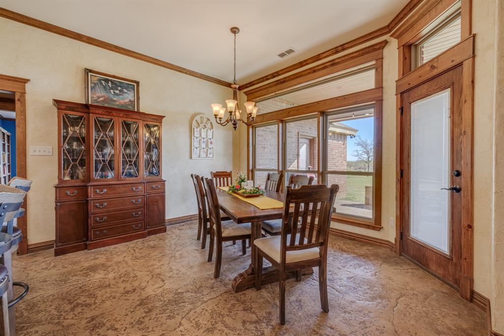 173 White Dove Circle Property Photo 8