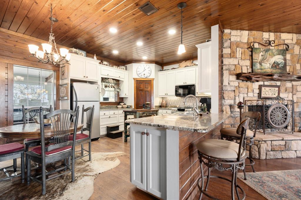 1642 County Road 234 Property Photo 11