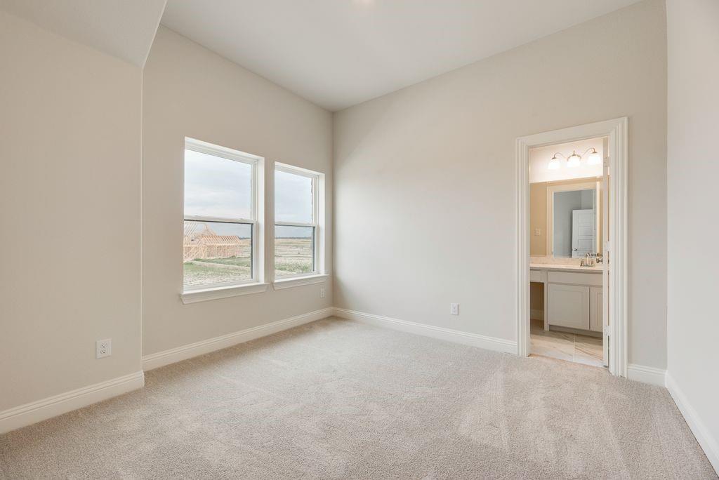 1431 Potenza Way Property Photo 32