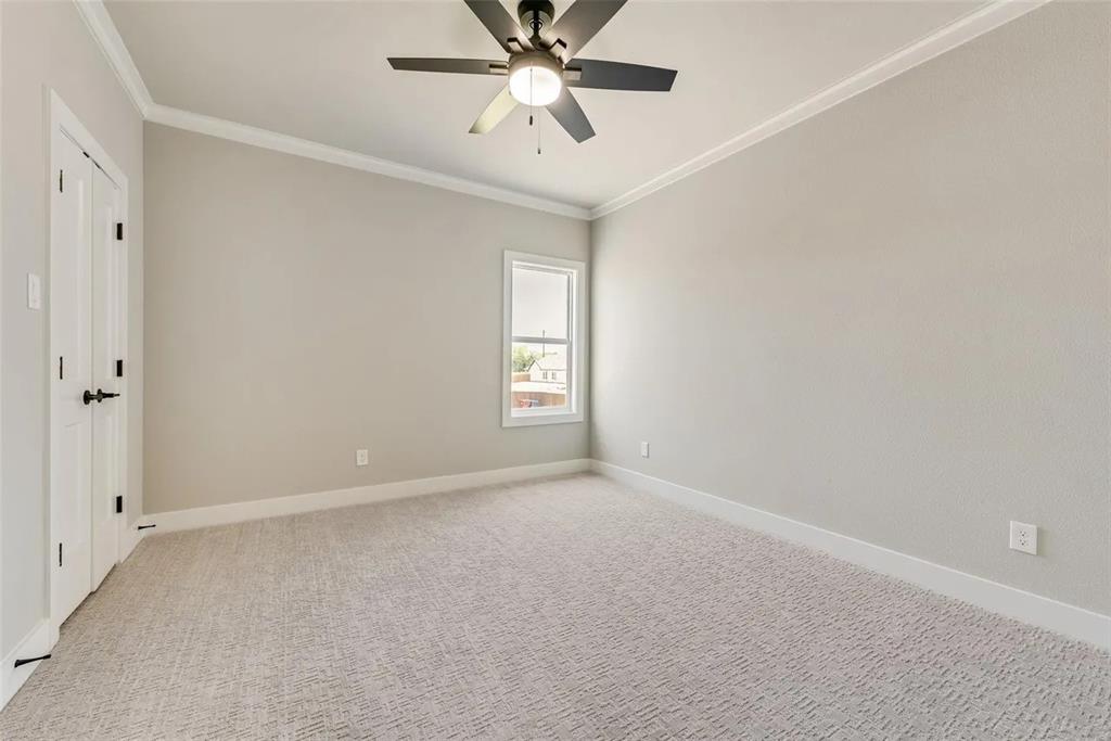 1327 Selby Road Property Photo 12