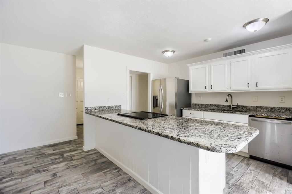 804 Netherland Drive Property Photo 7