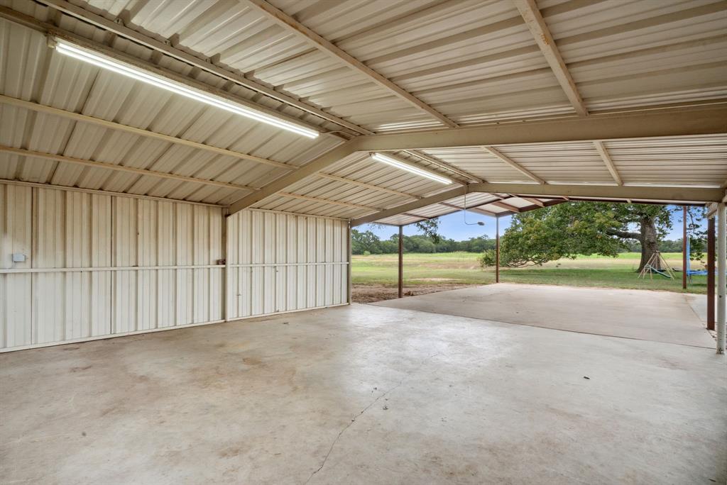 298 Townson Property Photo 11