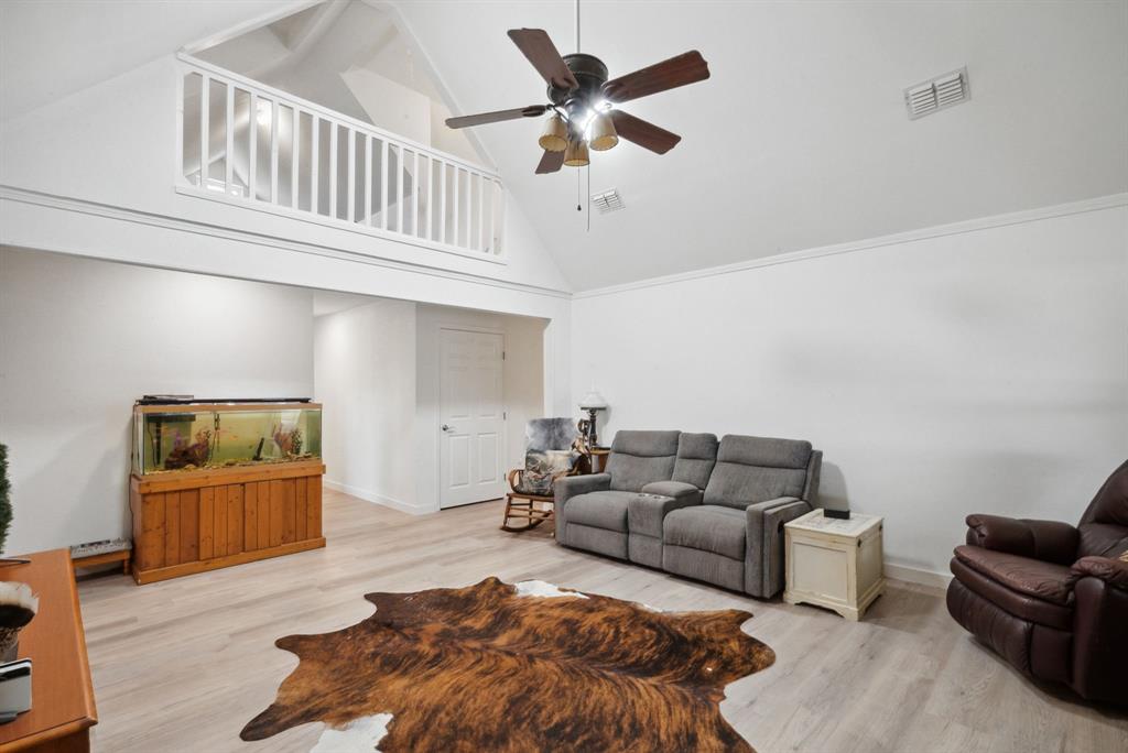 298 Townson Property Photo 23