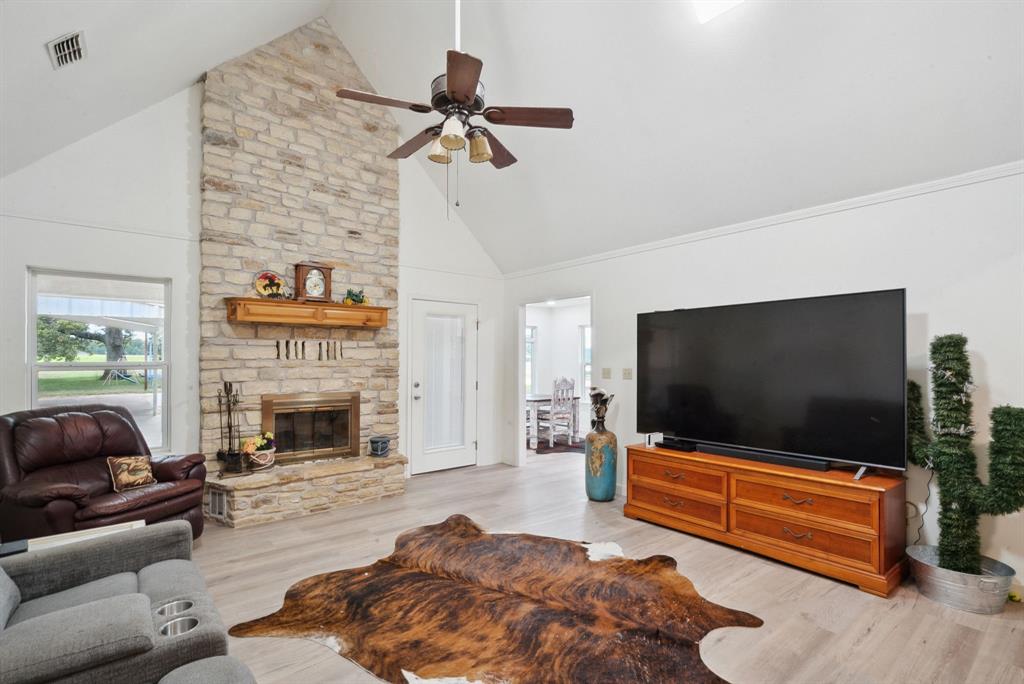 298 Townson Property Photo 24