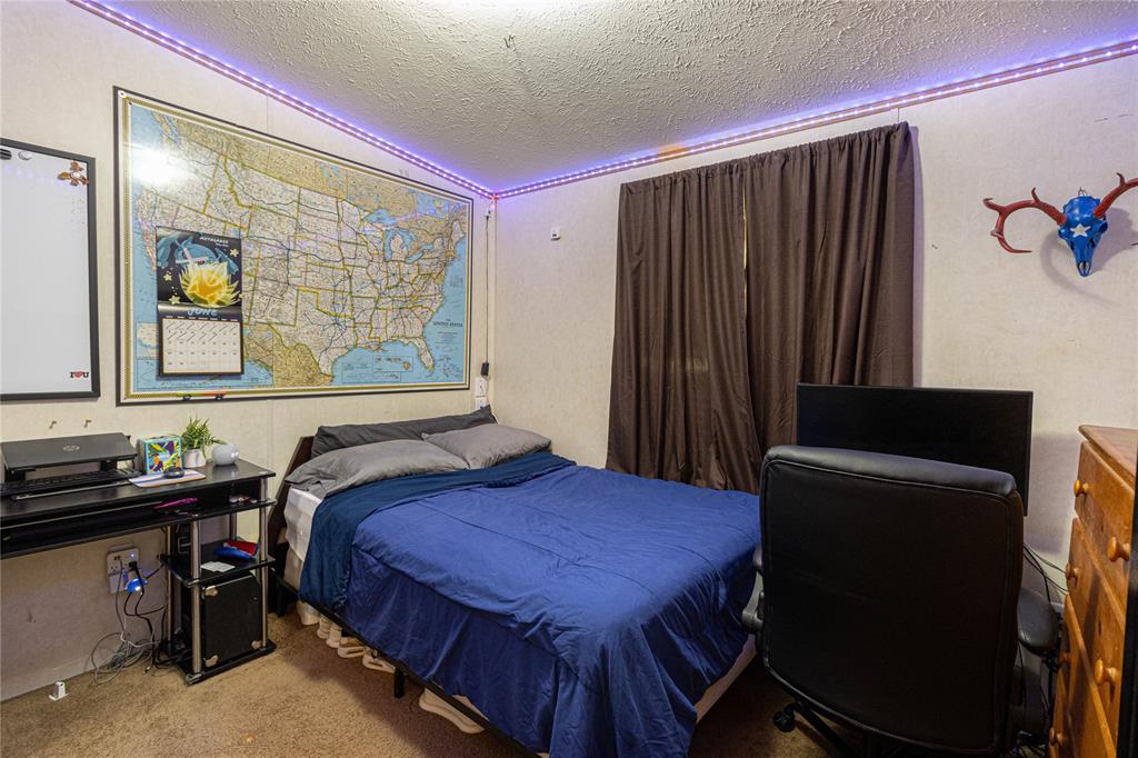 489 Martha Street Property Photo 29