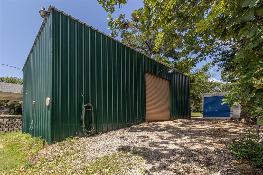 489 Martha Street Property Photo 34