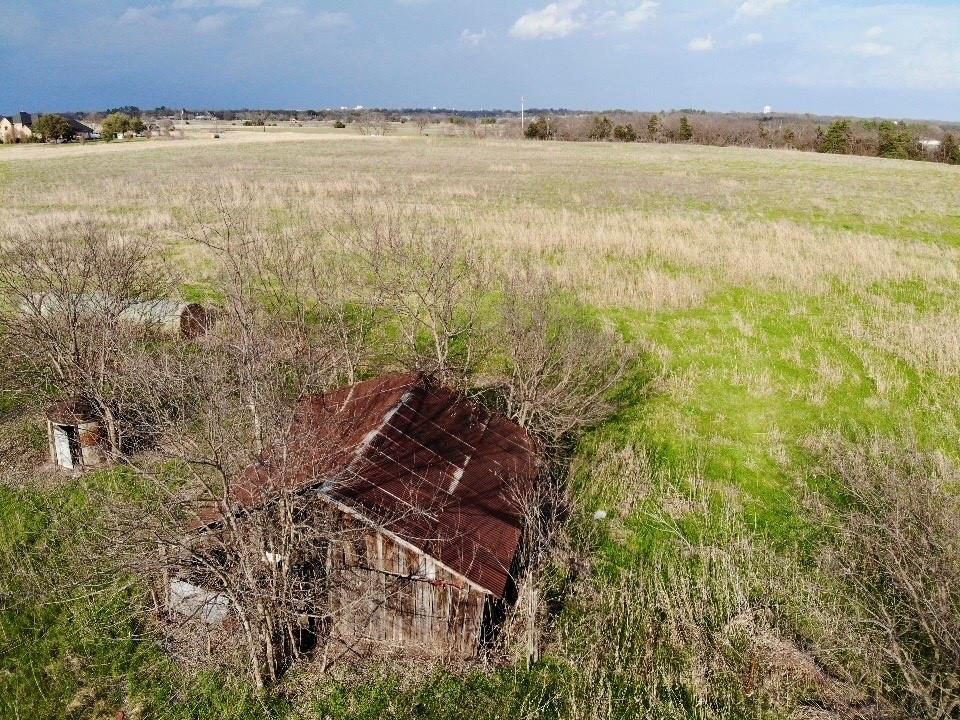 1900 Nesuda Road Property Photo 8