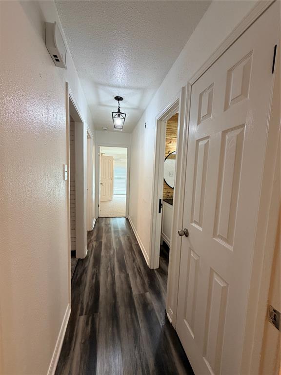 211 Chimney Lane Property Photo 18