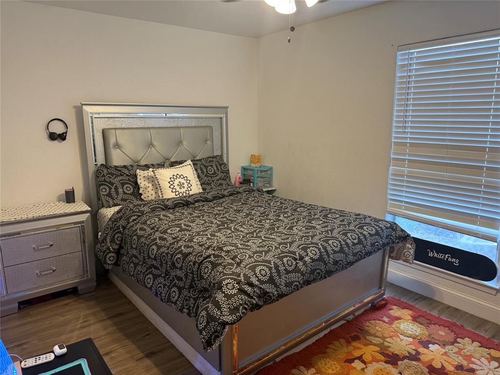 9822 Amberton Parkway Property Photo 11
