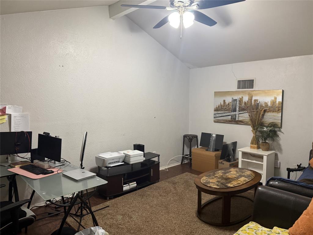 9822 Amberton Parkway Property Photo 16