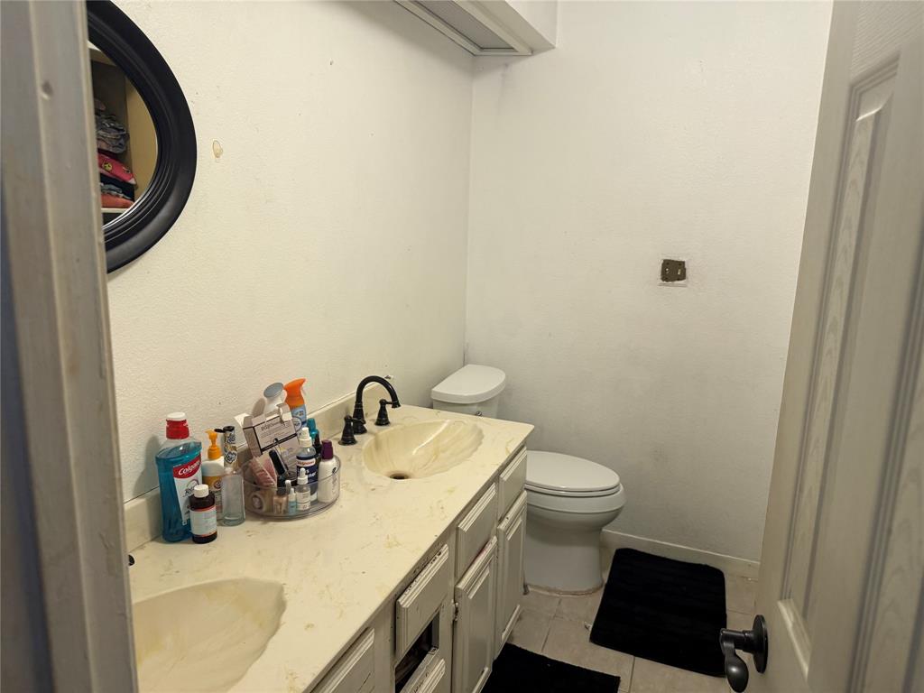 9822 Amberton Parkway Property Photo 20