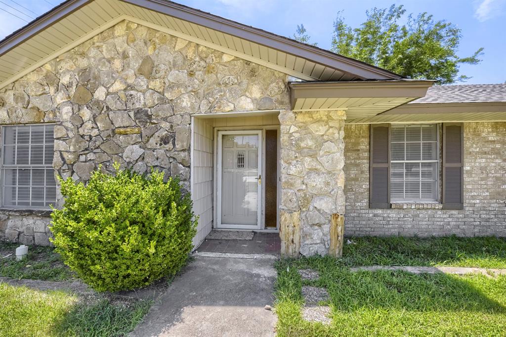 419 Allen Drive Property Photo 3