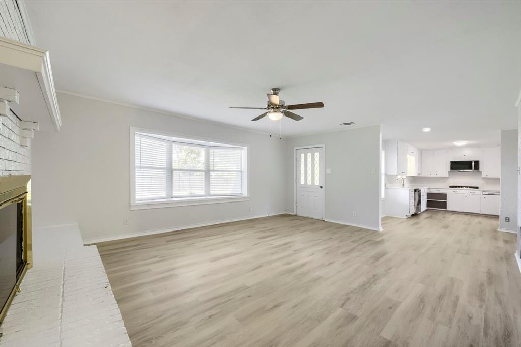 419 Allen Drive Property Photo 6
