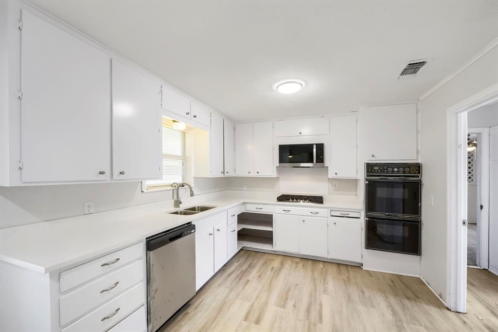 419 Allen Drive Property Photo 10