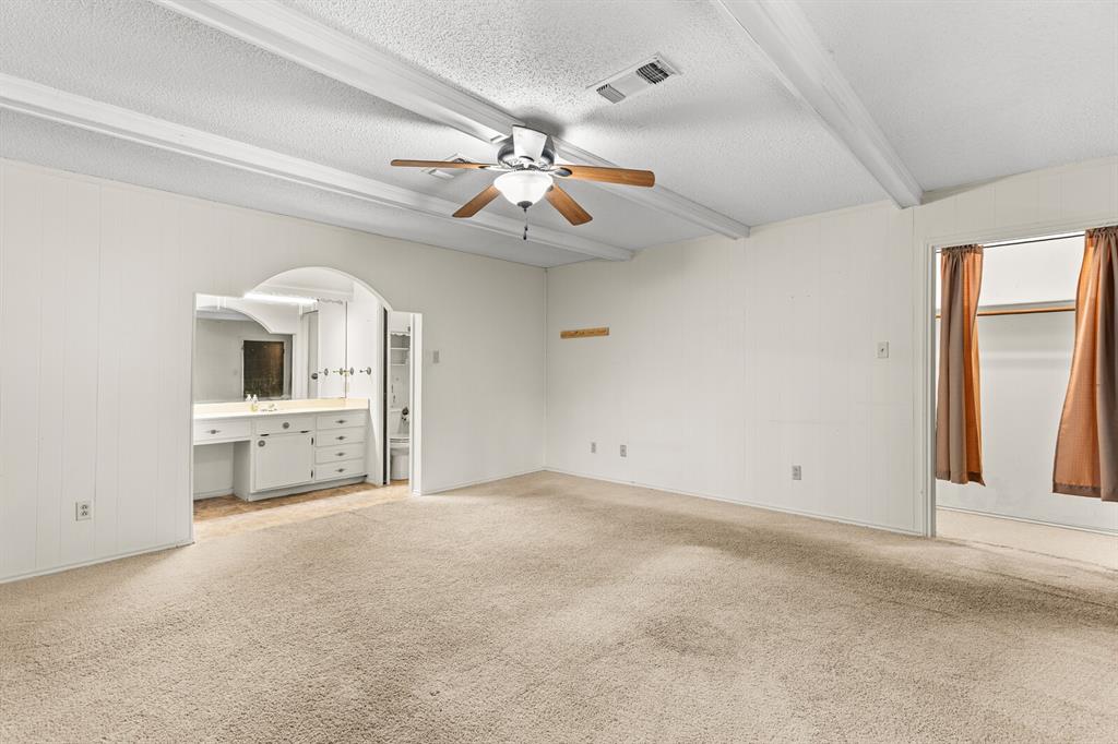 918 Saint Charles Court Property Photo 21
