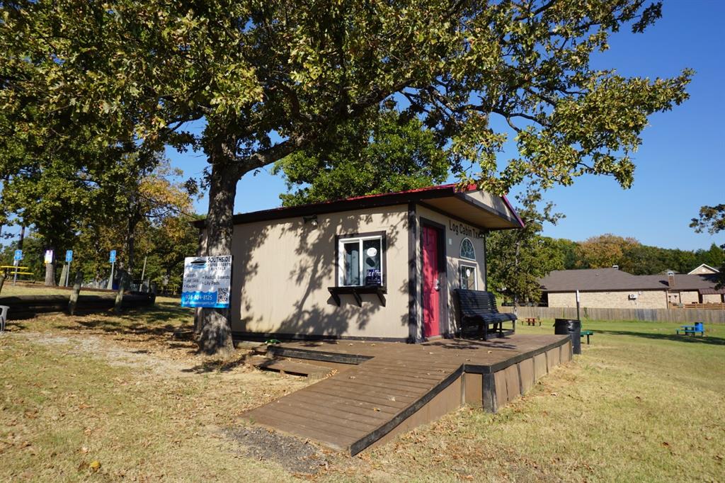 1698 Doc Holiday Dr Property Photo 5