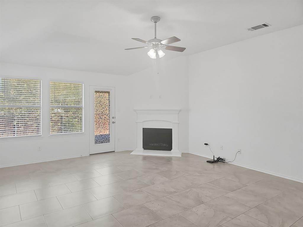 3321 Capetown Drive Property Photo 10