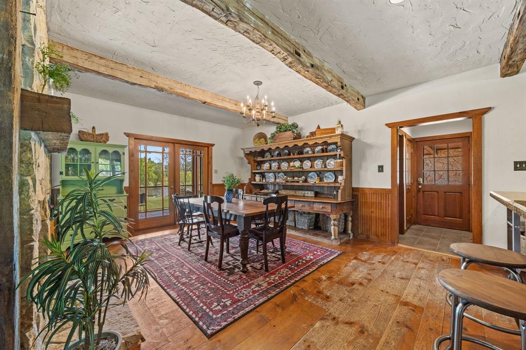 535 Cullins Road Property Photo 4