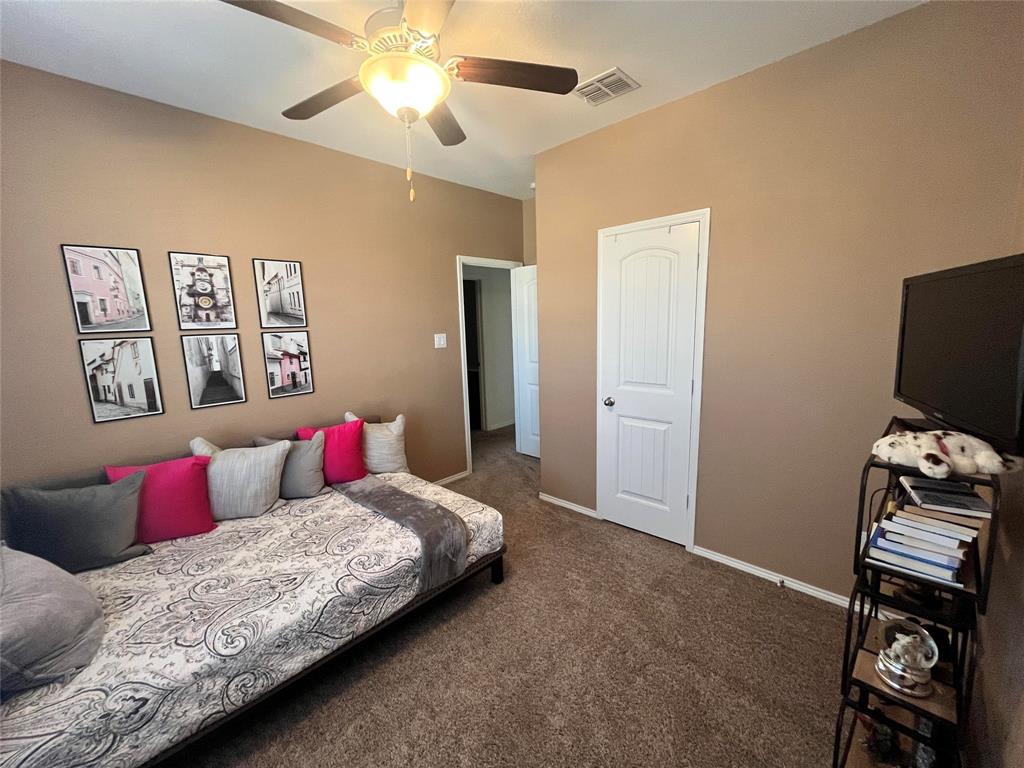 1525 Acmite Avenue Property Photo 10