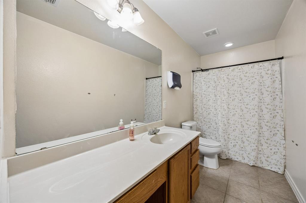 4706 Creekview Lane Property Photo 22
